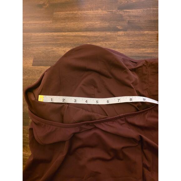 Amazon Essentials One-Piece Swimsuit Deep Brown Size 5X Plus Size Scoop Neck NWT - Picture 6 of 9